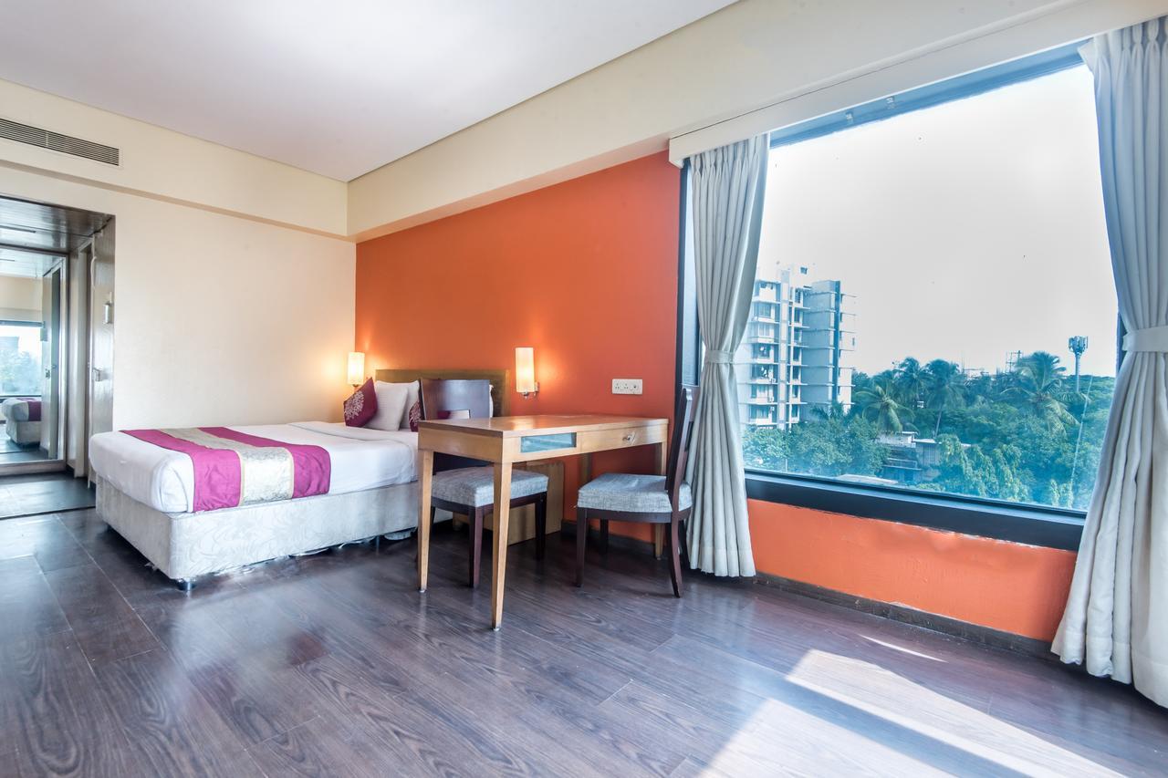 Hotel Oyo Flagship 584 Santacruz East Mālād Zewnętrze zdjęcie